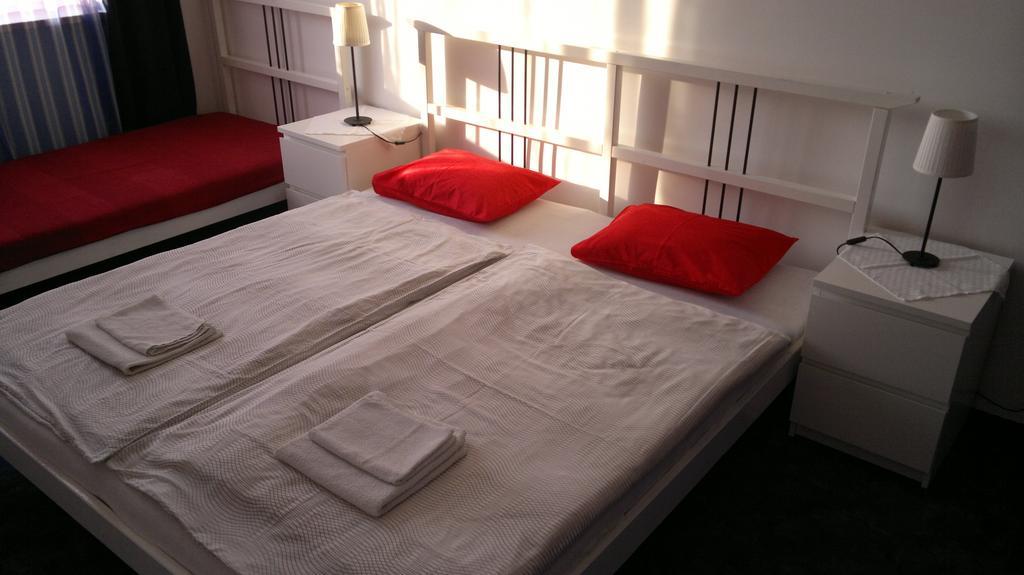Apartment Maximilian Bratislava Habitación foto